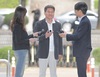 유튜버 전한길, 명예훼손 혐의 영장심사…수갑 문제로 2시간 대치