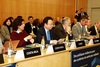 복지장관, OECD 국가들 만나 '의료인력 확보' 등 논의