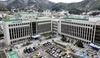 법원, 기간제교사 추행한 고교 교무부장 징역 6월 선고