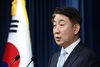 尹 대통령, 방통위원장에 이동관 지명…인사청문 준비 착수