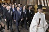日 의원 90명, 'A급 전범' 야스쿠니 참배