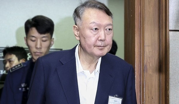 윤석열, '계엄 국무회의 위증' 혐의 2심도 무죄…